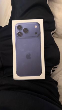 iPhone 17 Pro Max Brand New ( box sealed)