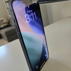 Apple IPhone 14 Plus 128GB Brand New ! Phone Only Factory Unlocked