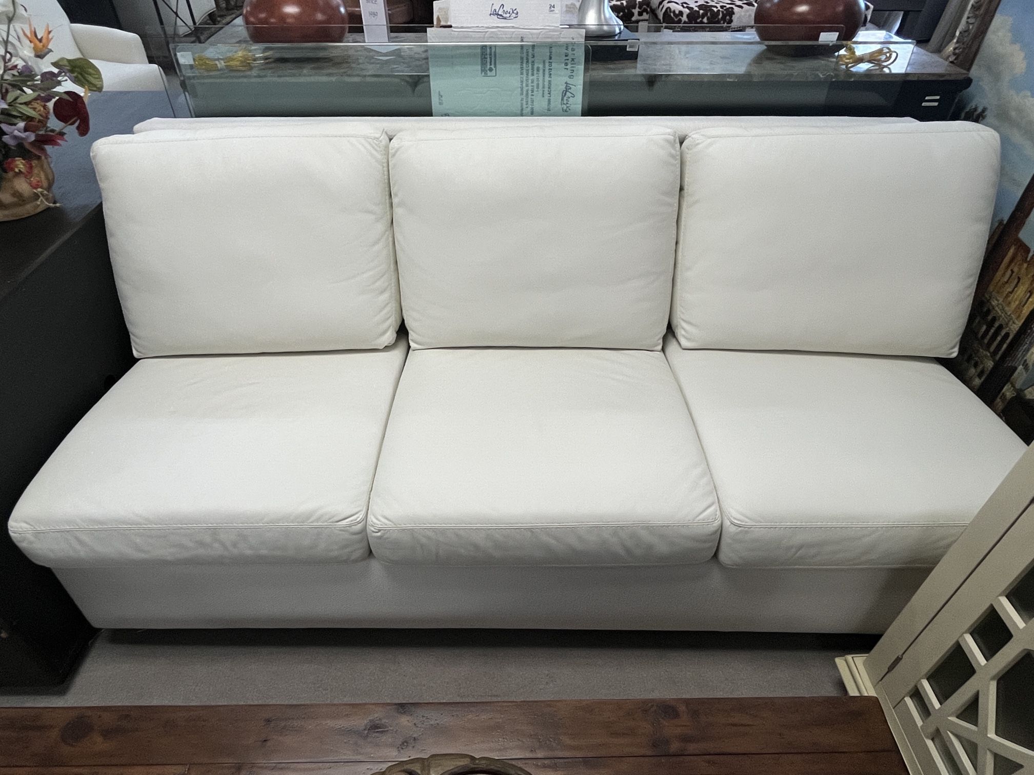 White leather sleeper sofa couch