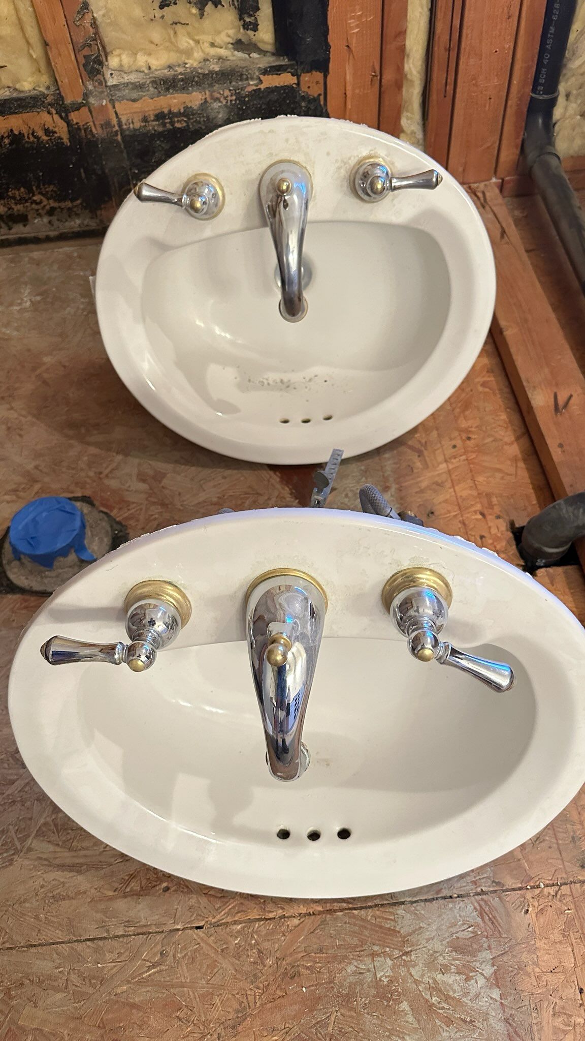 Bathroom sinks