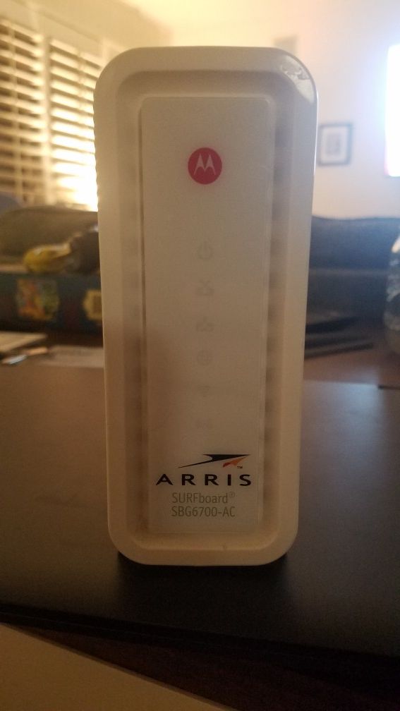 Arris SBG-6700AC cable modem/ router combo