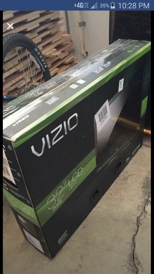 Vizio 32" NEW