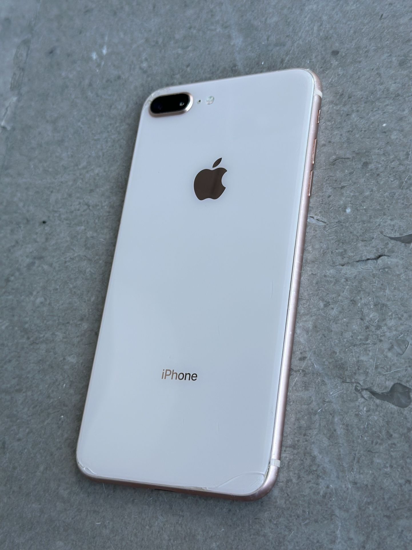 iPhone 8 Plus + iPhone 6