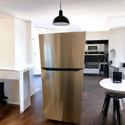 LTCS200020S LG 20.2 CU Ft top freezer refrigerator stainless steel 