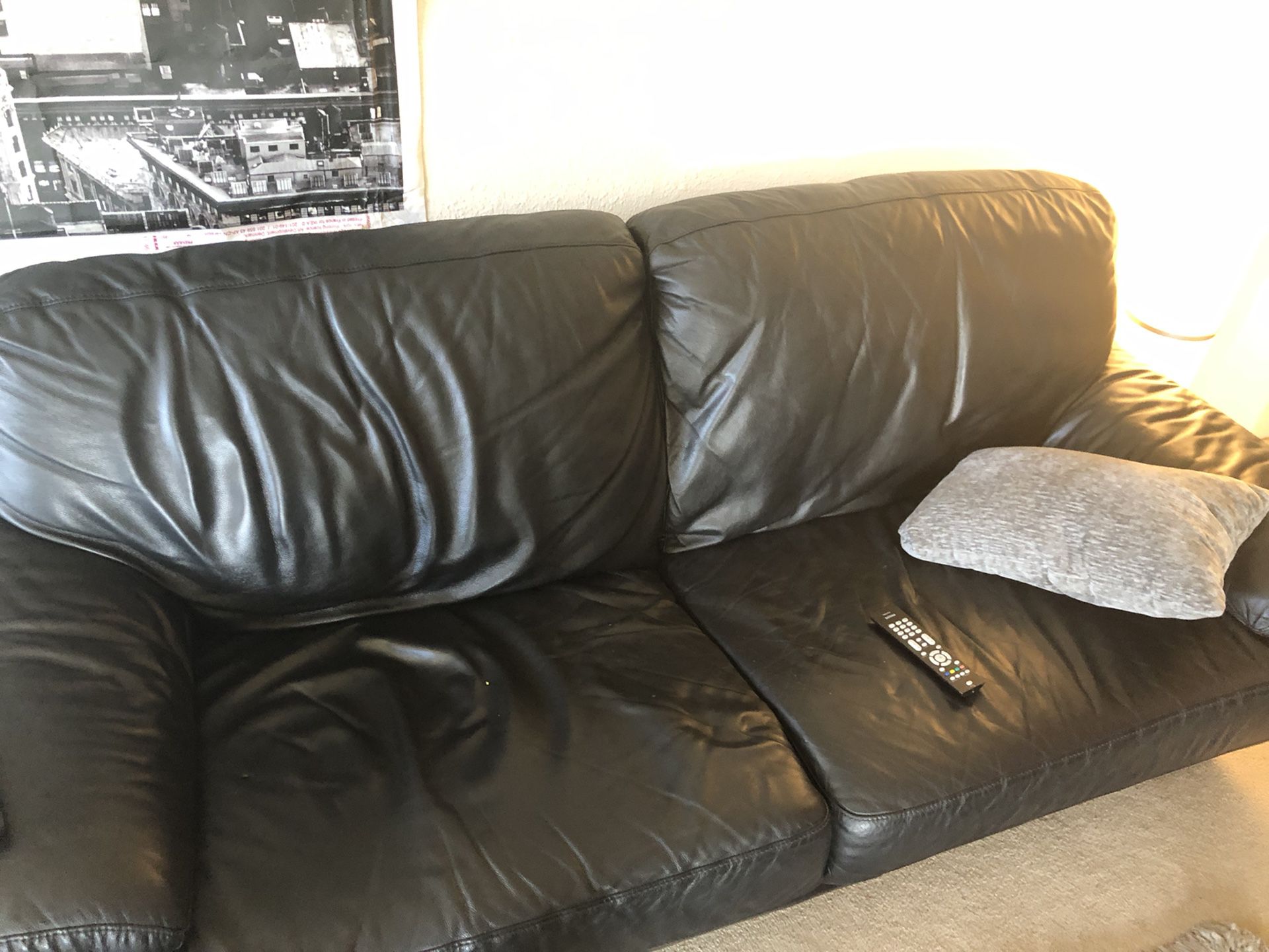 Moving/ items need to go: Good condition: Leather sofa set: couch, loveseat, chair