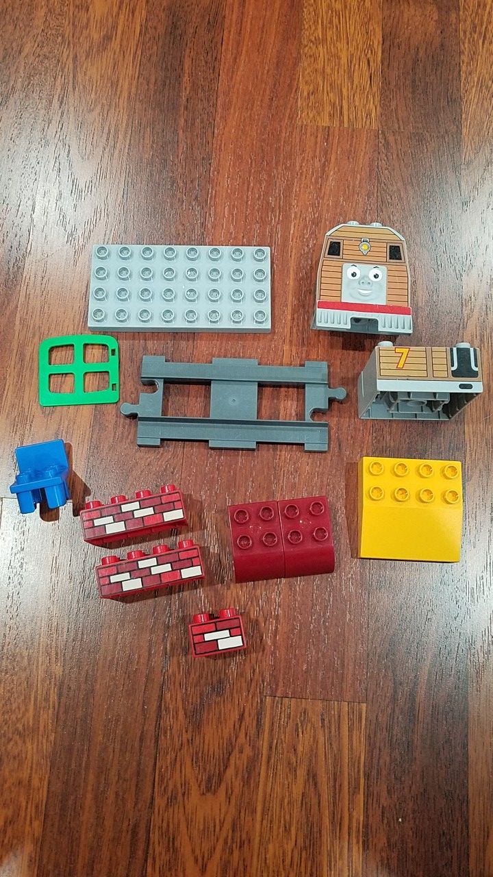 Toby @ Wellsworth Station Duplo Legos parts