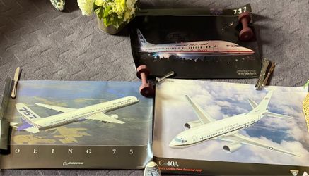 Collector Boeing posters 537757 and Navy C408