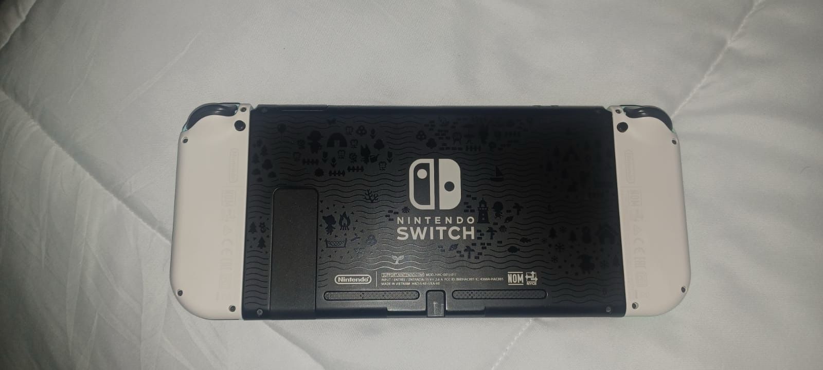 Nintendo Switch Animal Crossing Edition