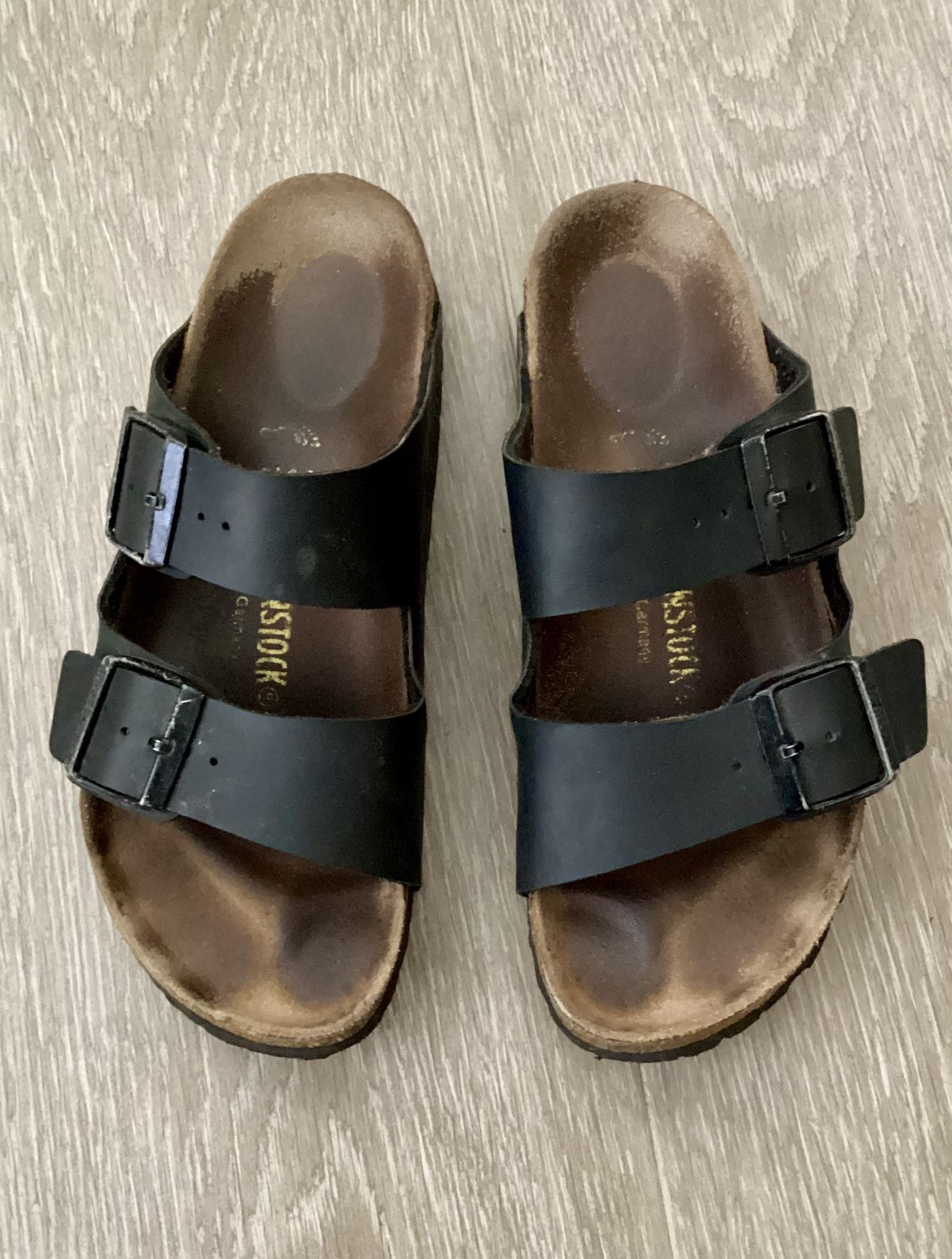 Birkenstock Arizona Sandal Black Oiled Leather Size 37 = Women’s 6 6.5