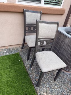 4 Gray chairs