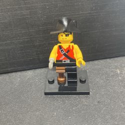 Lego Pirate Shirt with Knife, Black Leg with Peg Leg Minifigure 
