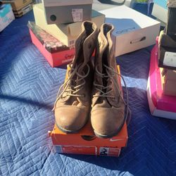 Womens Low Heel Boot Brown