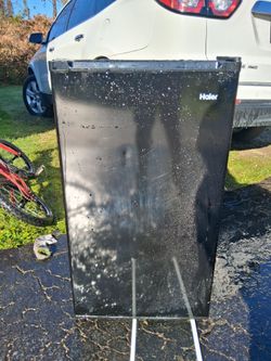 Black Mini Fridge with Freezer Compartment