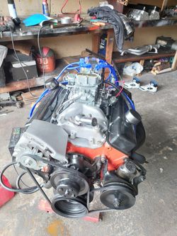 383 Stroker With 275 Cam 750 Holly Carburetor 
