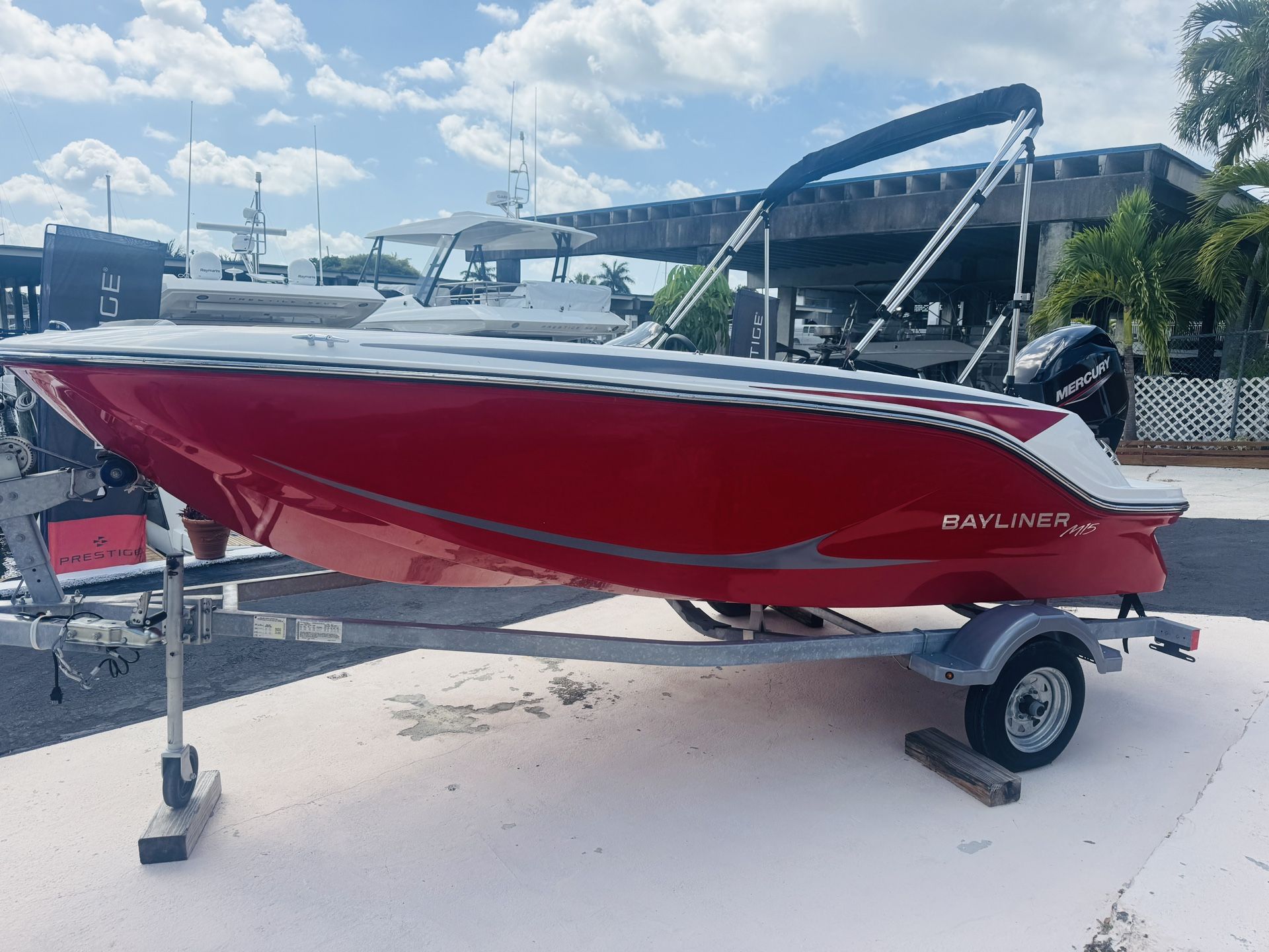2024 Bayliner M15