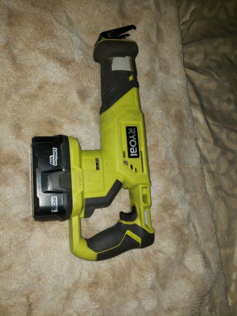Ryobi Soso Con Batería Grande 18 VL N.cargador