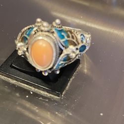  Gorgeous Vintage Sterling Silver Ring – Priced to Move! $99.95 🌟 