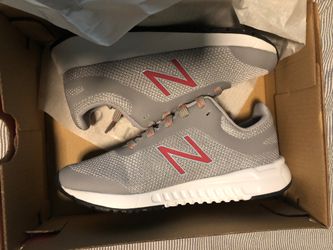 NB kids size 12.5 (gray and pink)