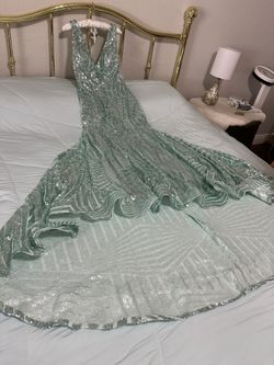 V Neck Sequin Prom Dress Mermaid Long Evening Gown Sparkly Evening Dresses for Women