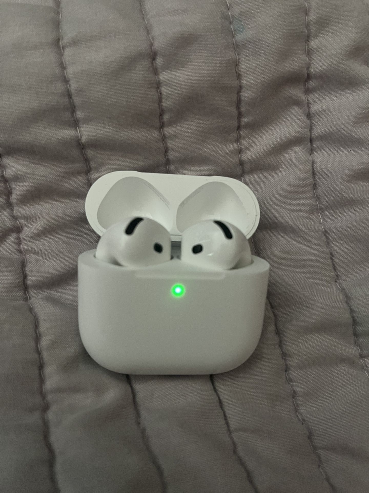 Air Pod 4