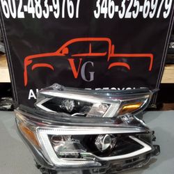 Headlights Subaru Outback 2020.2022