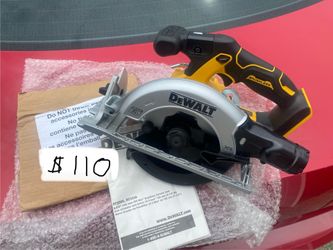 Brand new Dewalt 20v  Max 6.5” circular saw  w/blade      brushless     Tool only