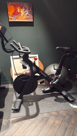 Peloton Bike