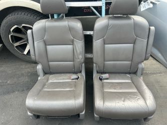 Honda Odyssey 2nd Row Seats Driver Side Passenger Side Leather 2011 - 2013 Set or $100 EACH ; J350