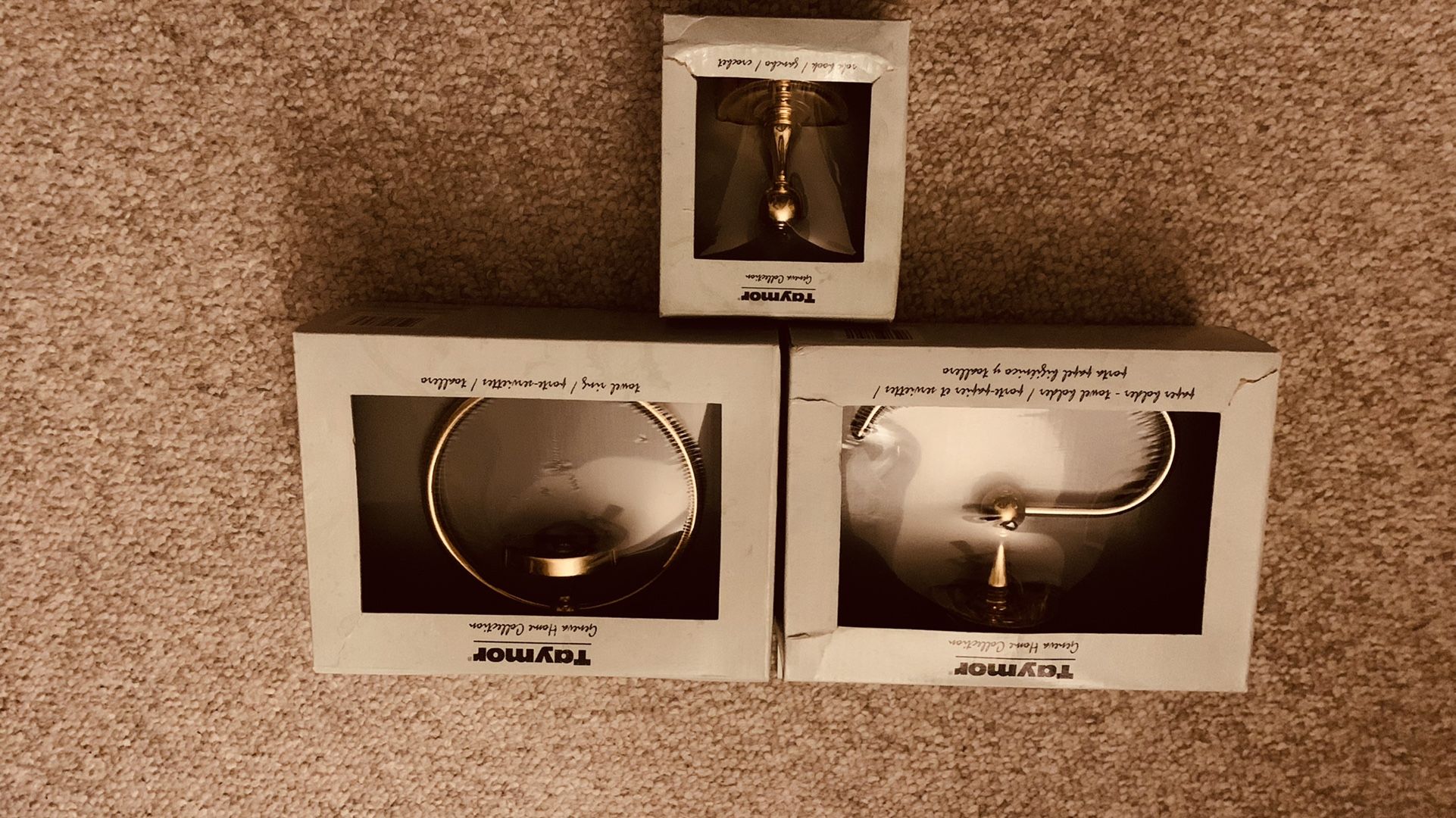 Brand New Gold Taymor ( Geneva Home Collection )