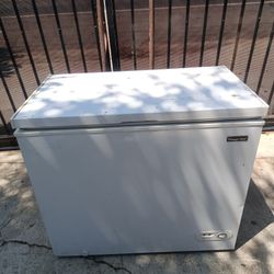 Magic Chef Freezer