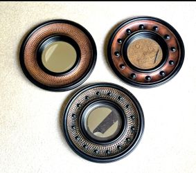 Round Decor Mirrors
