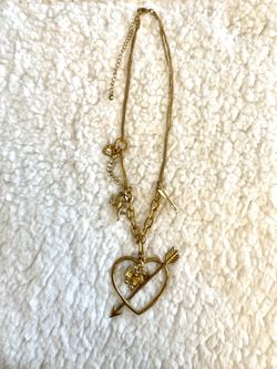 Metropark Cupid’s Bow Heart Necklace