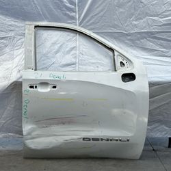 2021 GMC Denali Right Front Door Shell