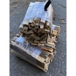 Split firewood kindling