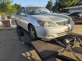 For Parts Toyota