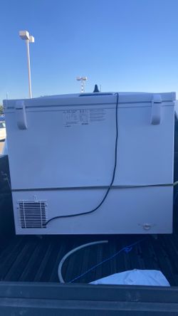 Commercial freezer