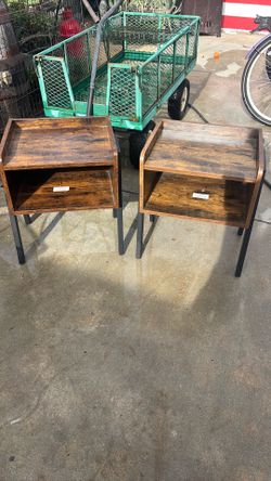 End tables/ nightstands