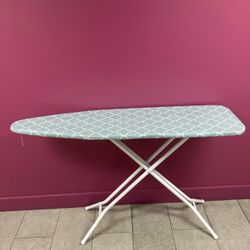 NEW GARMENT IRON BOARD W/COVER & PAD
