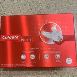 Colgate Whitening Kit 