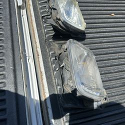 Nissan Hardbody Head Lights 