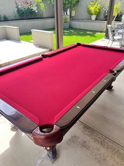 Pool table