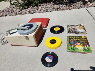 record player + records
#record player- Westinghouse
model no.: H71MP1
size: 12.5x10x7H"
P.S: turntable is turning, speaker sound, I don't know how to
