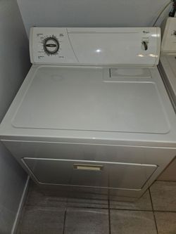 Whirlpool  Dryer Commercial Super Capacity *Need Gone By Monday* Best Offer