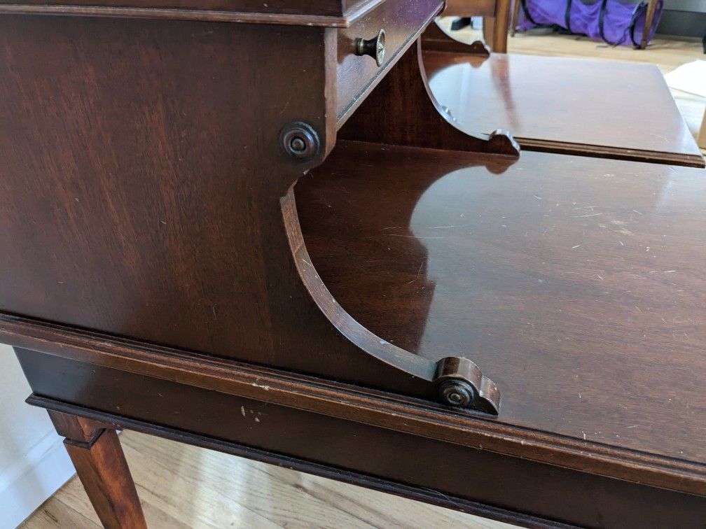 Antique End Tables for Sale in Puyallup, WA OfferUp