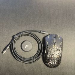 Finalmouse UltralightX Lion Medium (M) Guardian Wireless Gaming Mouse