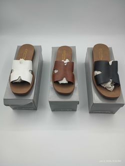 ❗❗❗ Entrepreneur Special ❗❗❗ Sandal Lot 18 pairs