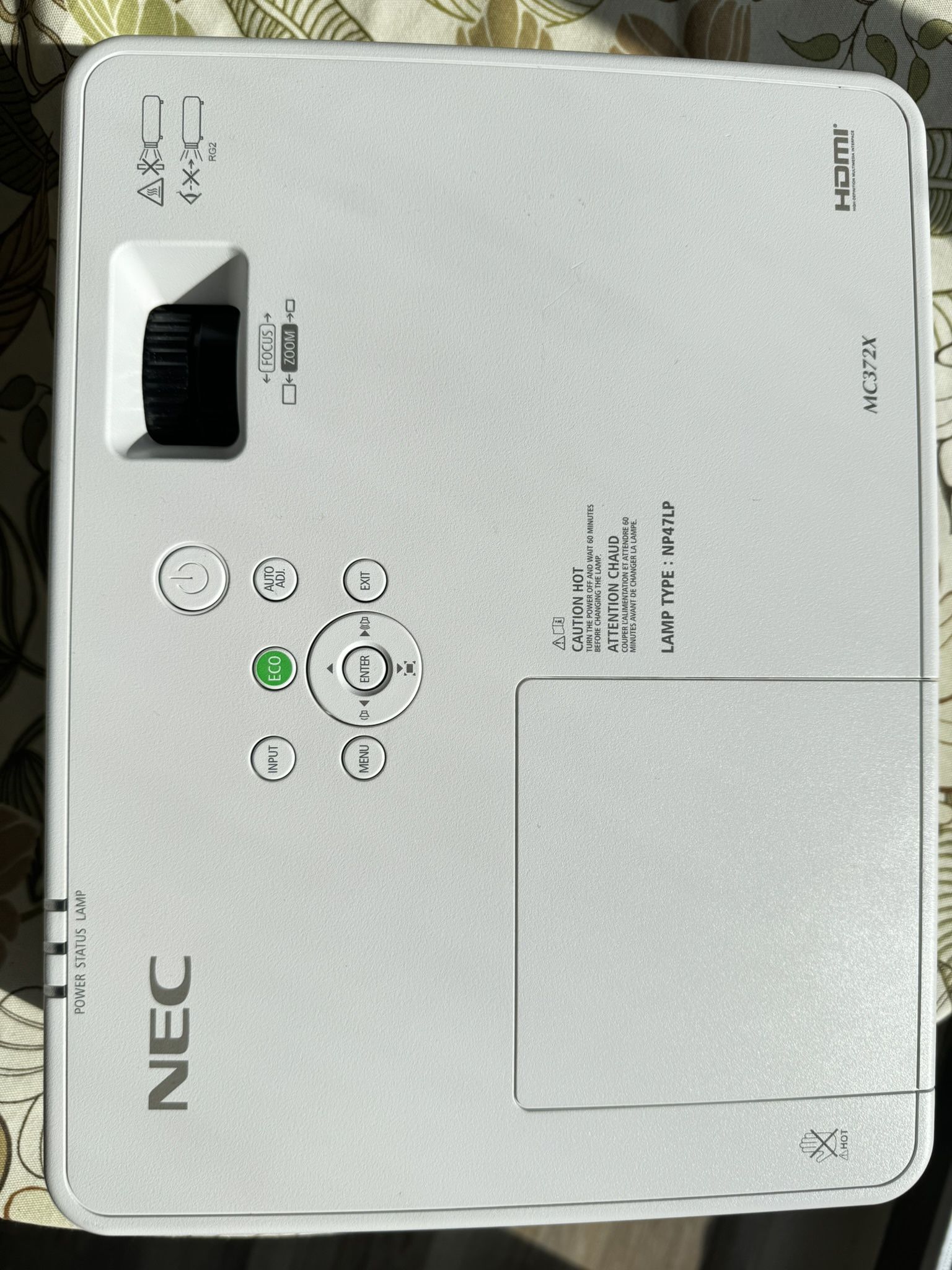 NEC NP-MC372X ECO, XGA 3700 ANSI Lumens Projector 10 000-15 000 Lamp Hours