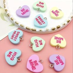 Valentine’s Day Sweetheart 10pcs/lot Love Heart Charms Pendant 18x19mm Resin Colorful Heart Shape Charms For DIY Necklace, Bracelet