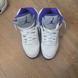 Jordan 5 Retro Youth Sz 5