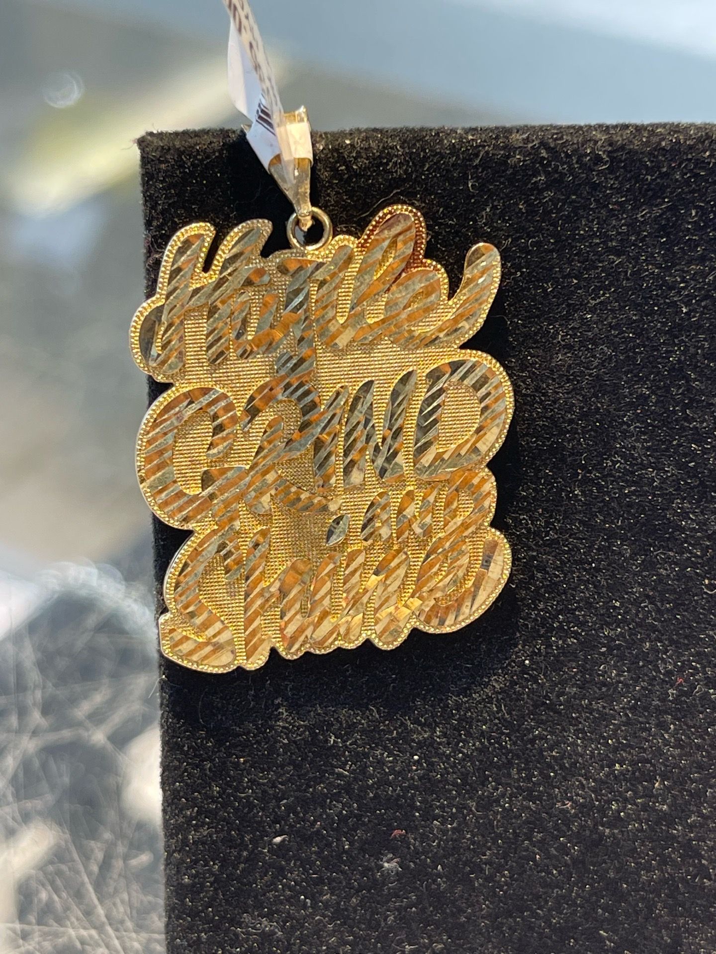10KT pendant